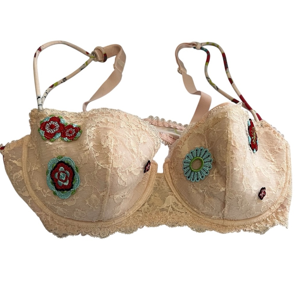 Maison Lejaby Lace Bra with Floral Embroidery